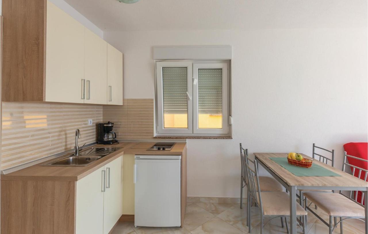 Amazing Apartment In Krvavica With Wifi Exteriér fotografie